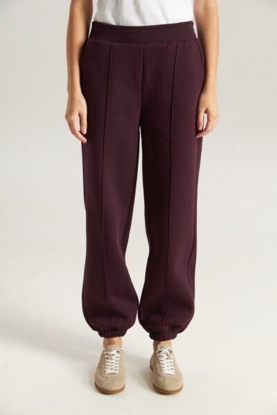 Pantaloni pentru dame cu buzunare